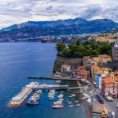 Il Sole Di Montesanto Nápoly
