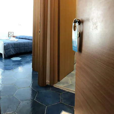 Il Sole Di Montesanto Panzió Nápoly